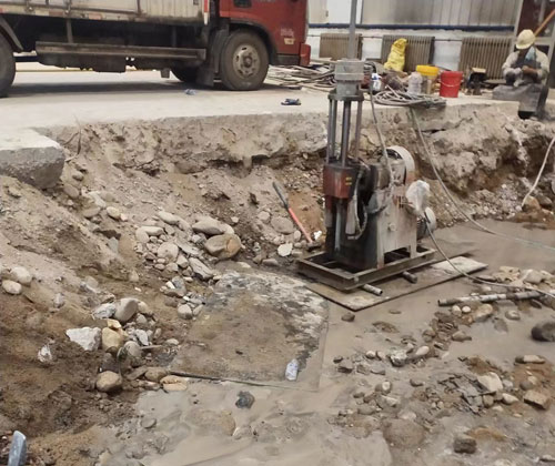 砚山公路下沉压浆